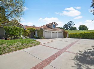 22101 Cairnloch St, Calabasas, CA 91302