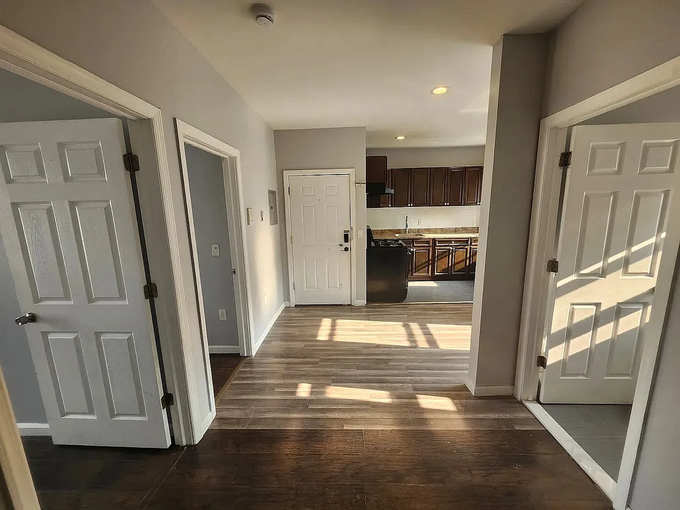 2 bed, $1,650 — Photo 3