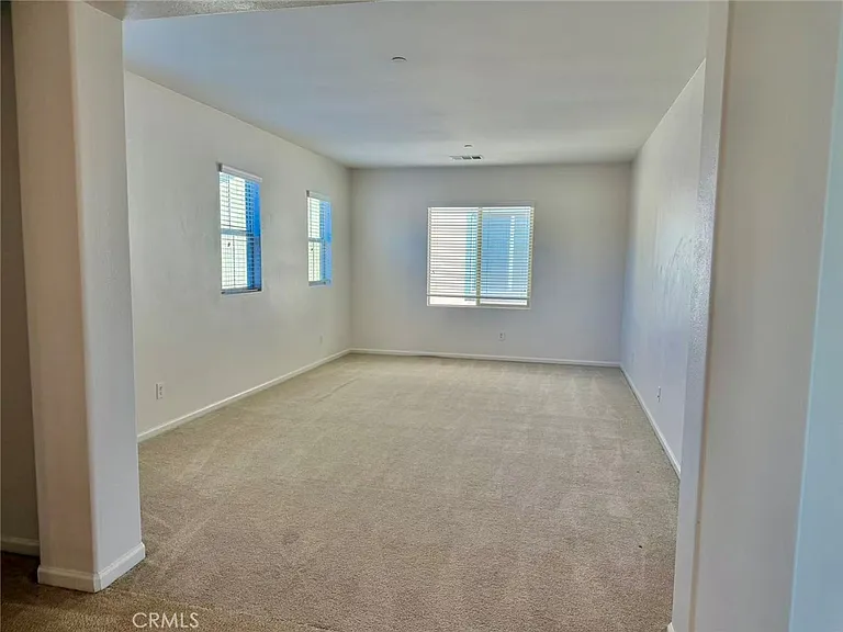 2746 E Wickford St — Photo 12