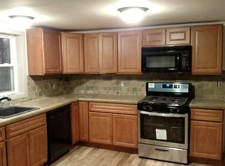 37 Church St, Mount Holly, NJ 08060