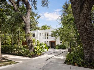 Pomona, Miami, FL 33133