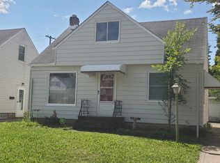 19296 Stockton Ave, Maple Heights, OH 44137