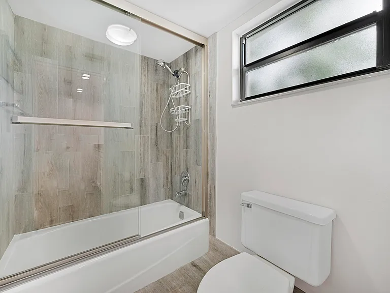 11863 Wimbledon Cir #542 — Photo 20