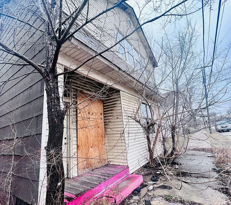 1st image of 13819 Lincoln Ave