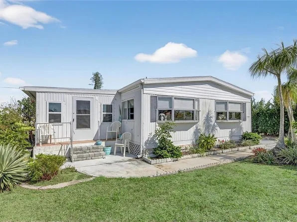 1349 Seagull Dr, Englewood, FL 34224