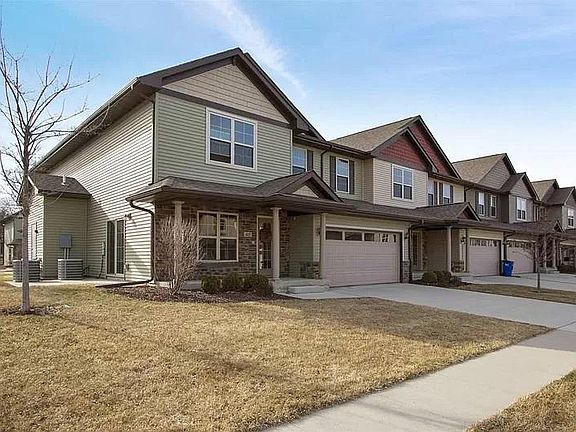 2nd image of 456 Churchill Dr