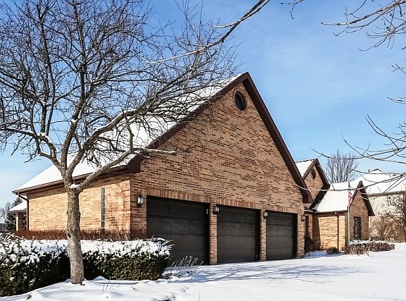 3rd image of 13250 Fox Hill Dr