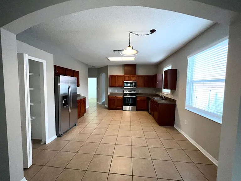 9240 Black Hawk Ct — Photo 13