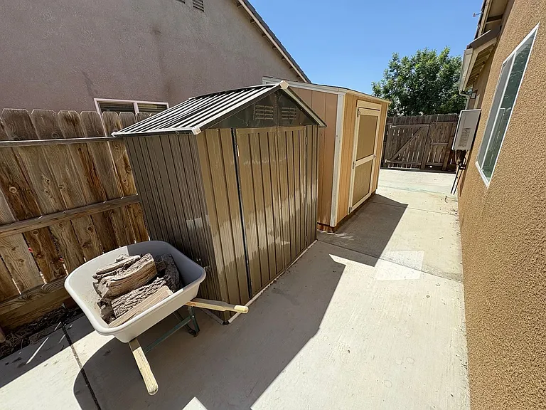 1562 National Dr — Photo 21