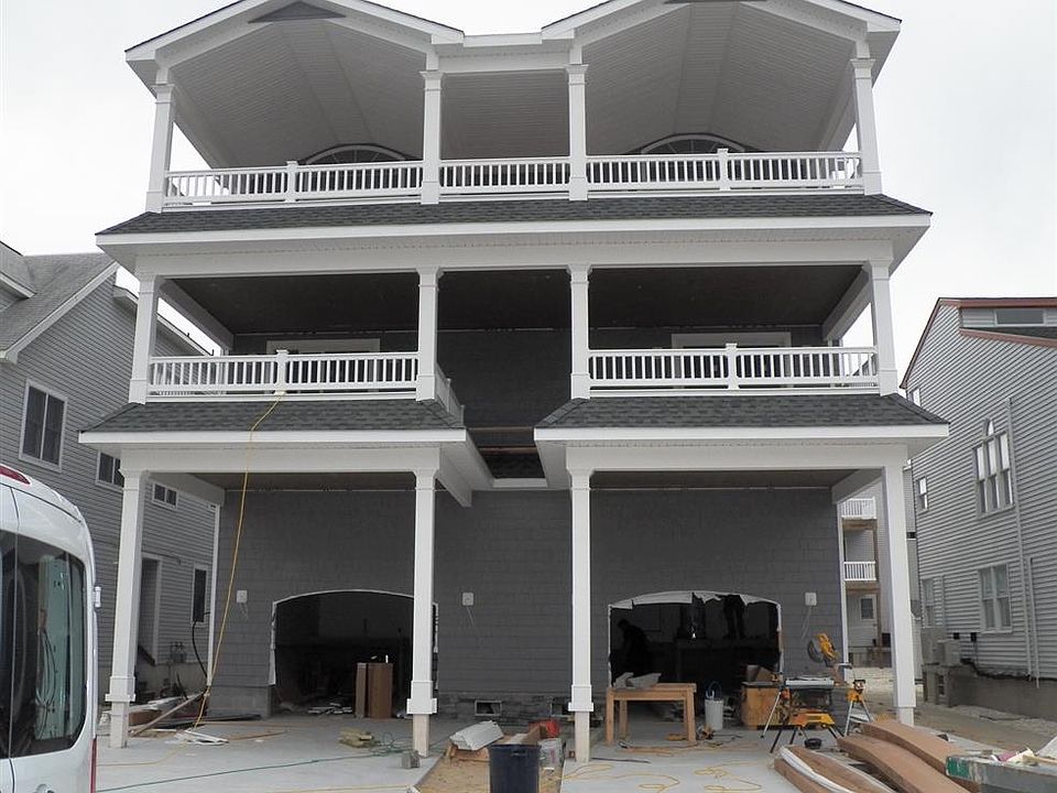 1st image of 141 54th St
