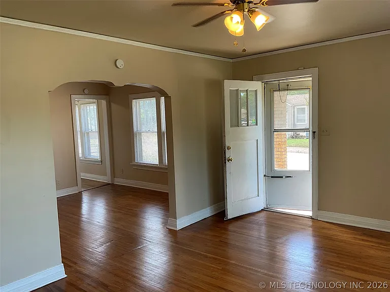 3003 E 3rd St — Photo 5