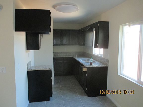3rd image of 1148 E 91st St