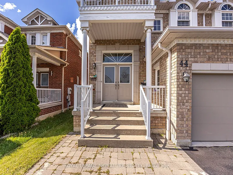44 Selby Dr — Photo 3