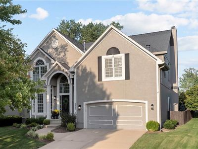 8525 Haven St, Lenexa, KS, 66219