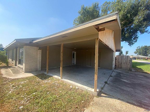 2nd image of 600 Missy St