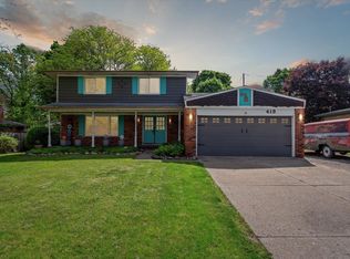 413 Sleepy Hollow Dr, Flushing, MI