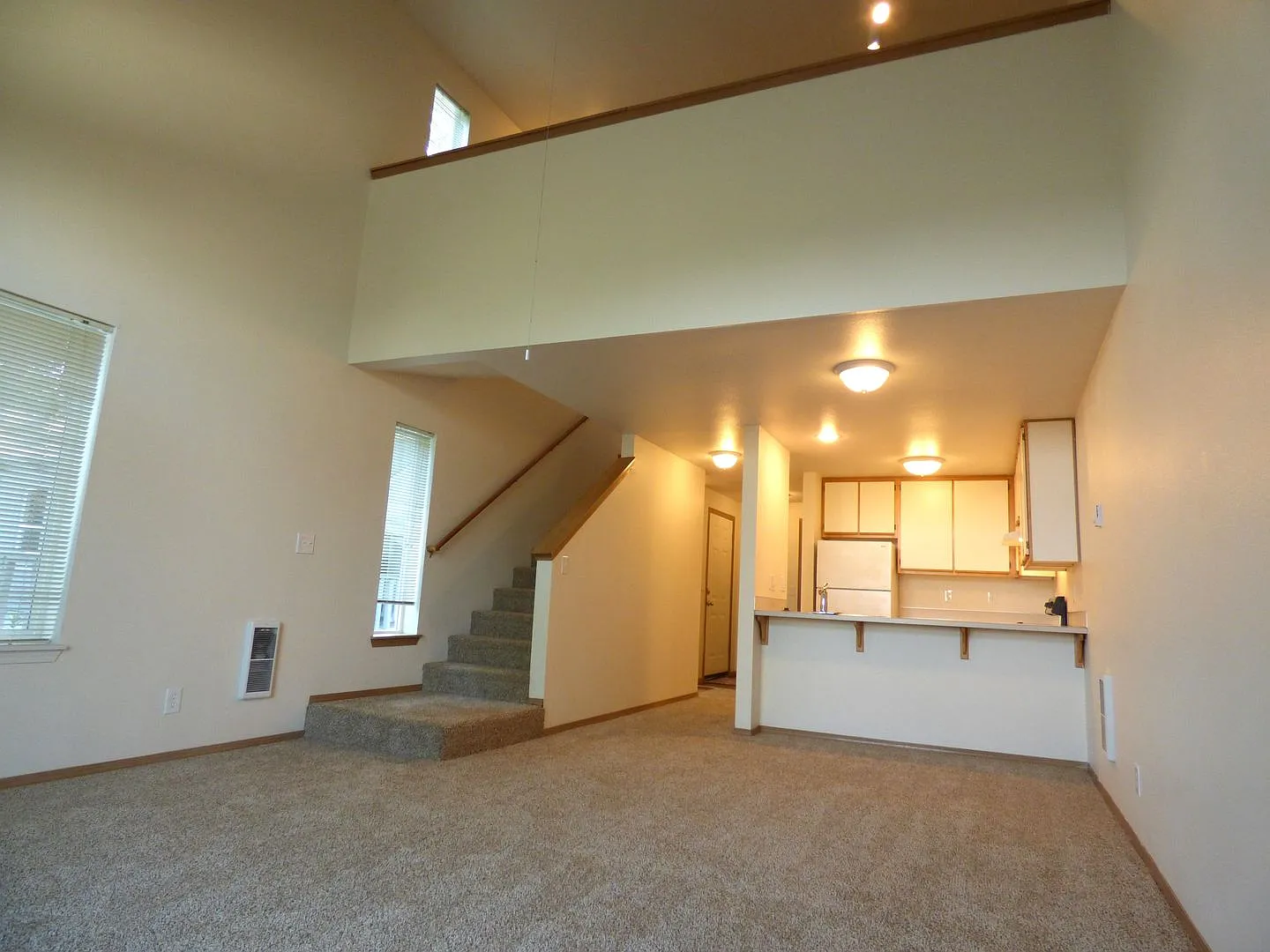 Mountain Vista Apartments — Photo 1