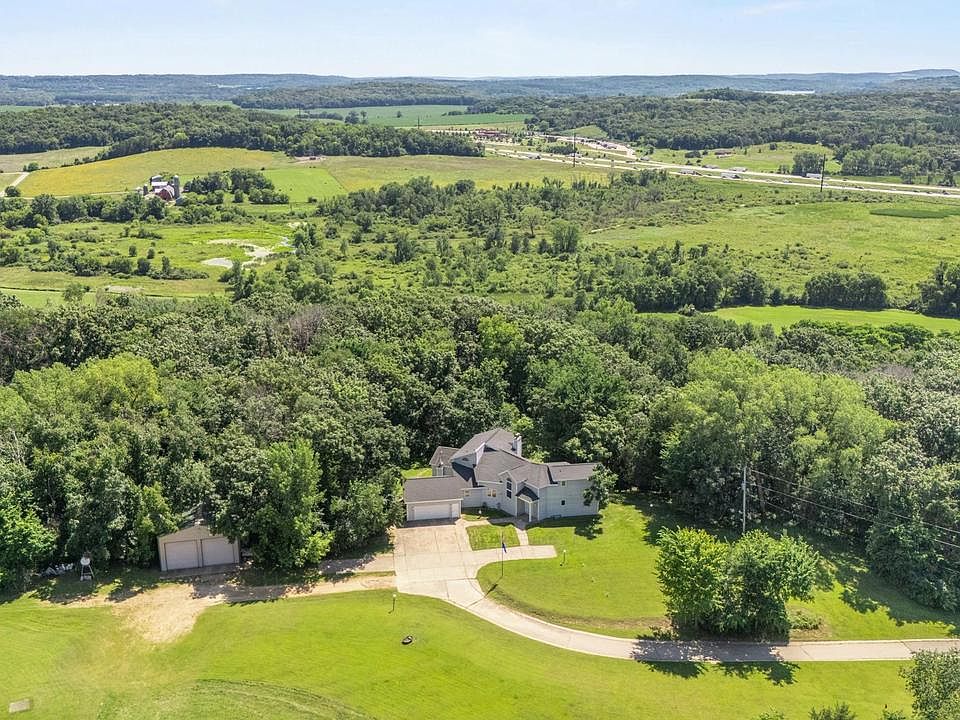 Arinco-houseです N4636 County Road V, Poynette, WI 53955 | MLS #2016801 | Zillow