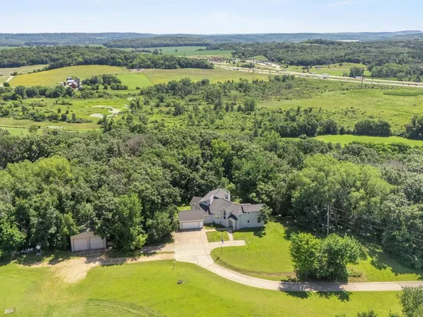 N4636 County Road V, Poynette, WI 53955