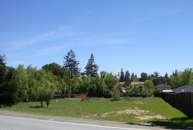 2nd image of 353 Alameda De Las Pulgas