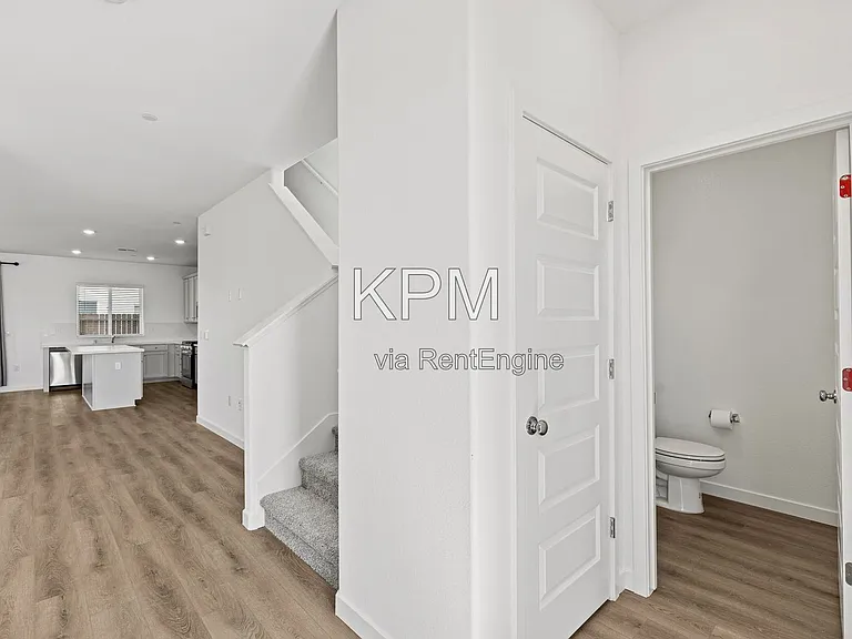 10925 Admiral Cove Way #1 — Photo 7