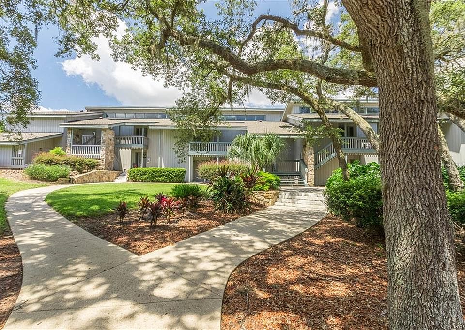 1st image of 807 Pinewood Ct #3137