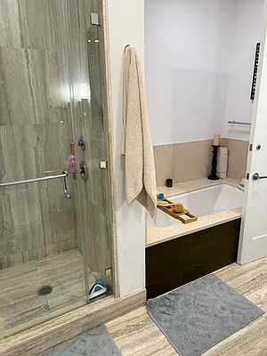 Rented by SERHANT. | media 8