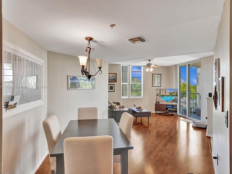 1st image of 520 SE 5th Ave APT 1310