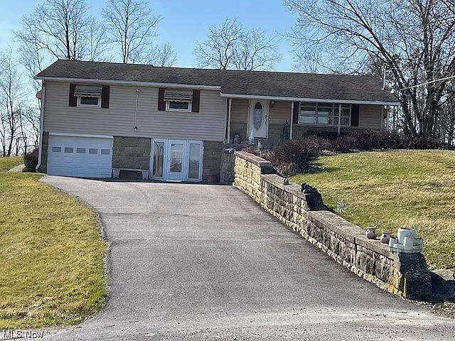745 Lewisville Rd photo 1