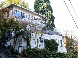 821 SW Green Ave #11, Portland, OR 97205