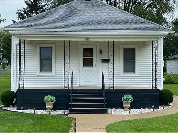 907 Johnson St, Streator, IL 61364