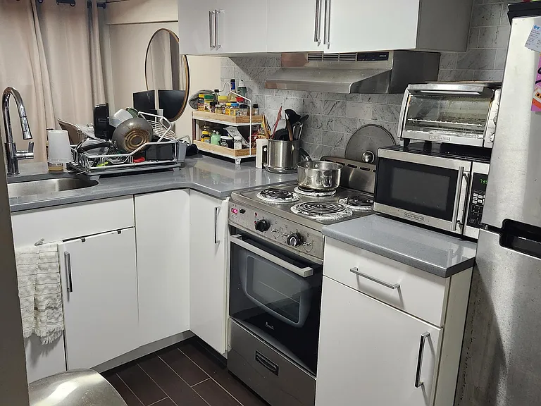 927 Pine St #102 — Photo 6