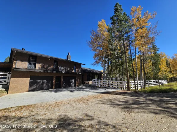 559 Moose St, Pinedale, WY 82941