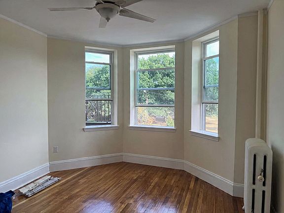 2nd image of 69 Park Dr APT 6