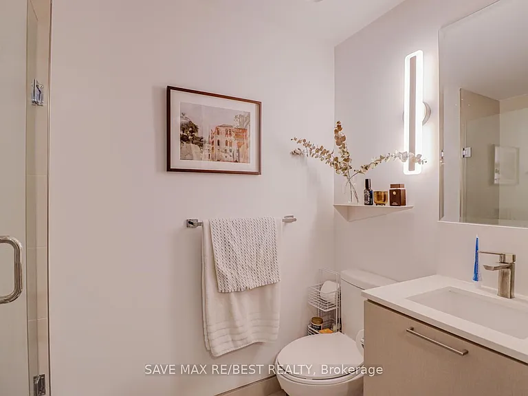 19 Western Battery Rd #2810 — Photo 18