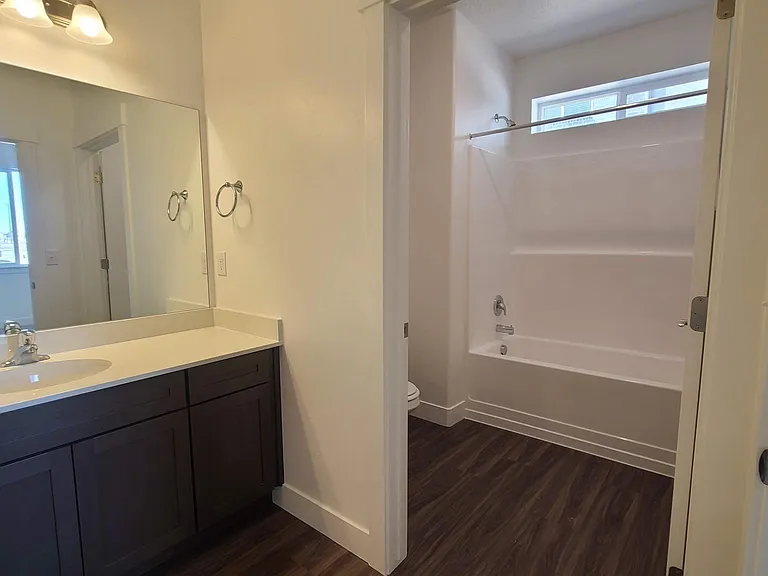 74 W Silver Springs Dr — Photo 27