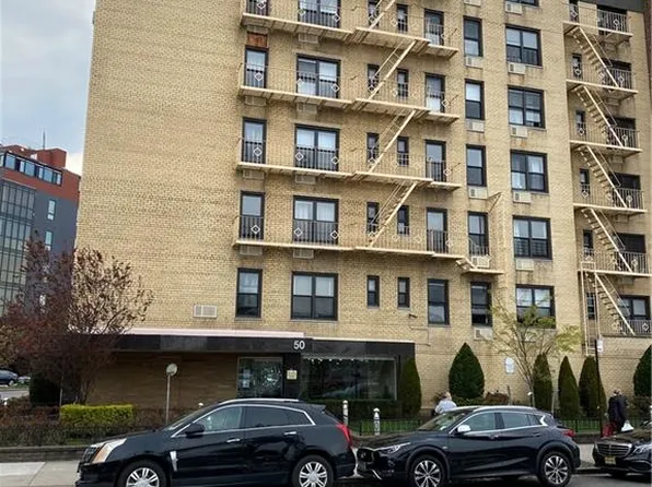 50 Shore Boulevard image 1 of 11