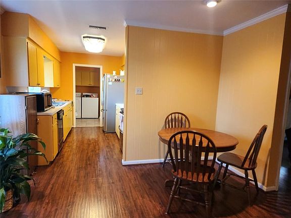 4th image of 111 Kaffie Dr