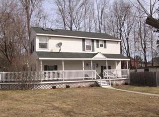 24 Newton Ave, Dracut, MA 01826