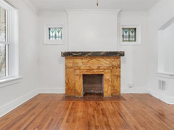4th image of 4315 Grace Ave