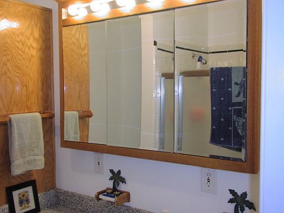 4th image of 124 Bard Ln