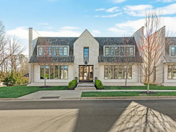 2836 Kenwood Sharon Ln, Charlotte, NC 28211