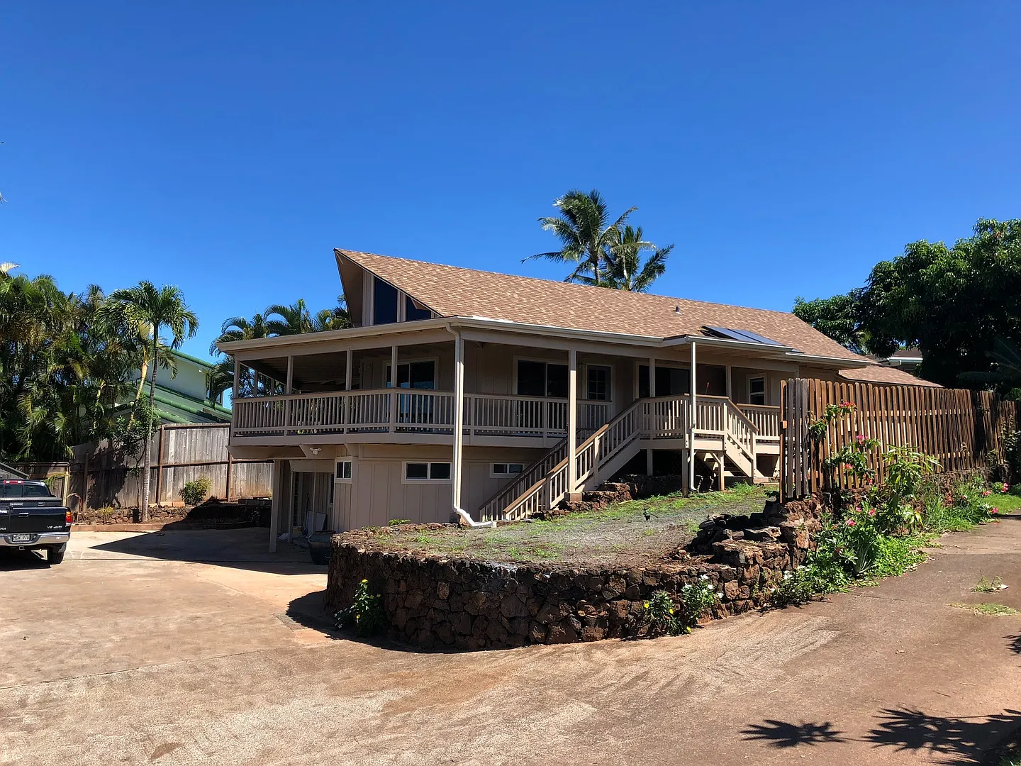 Lower Honoapiilani Rd. — Photo 1