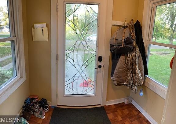 2nd image of 406 S Ramsey Ave