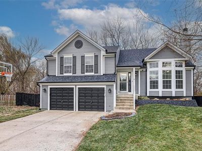 19920 W 220th St, Spring Hill, KS, 66083