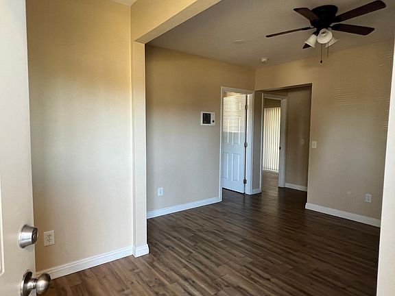 5th image of 540 S Broadway # First Floor