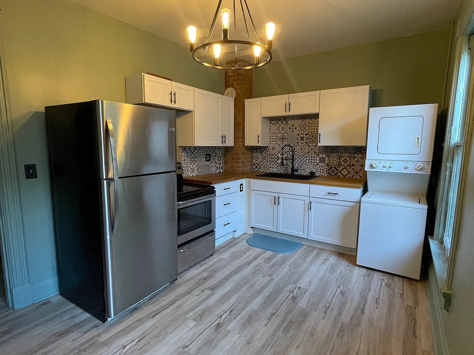 1 bed, $1,250 — Photo 3