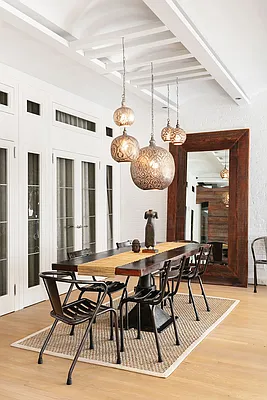 Sold by Compass | media 5