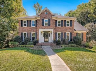 8010 Sunnyvale Ln, Charlotte, NC 28210