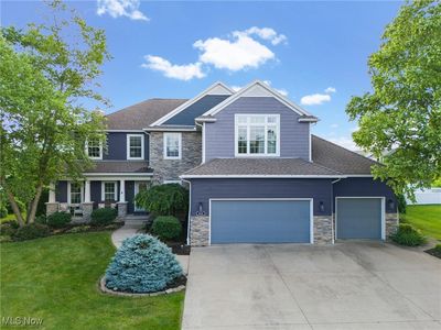 905 Braemar Cir, North Canton, OH, 44720